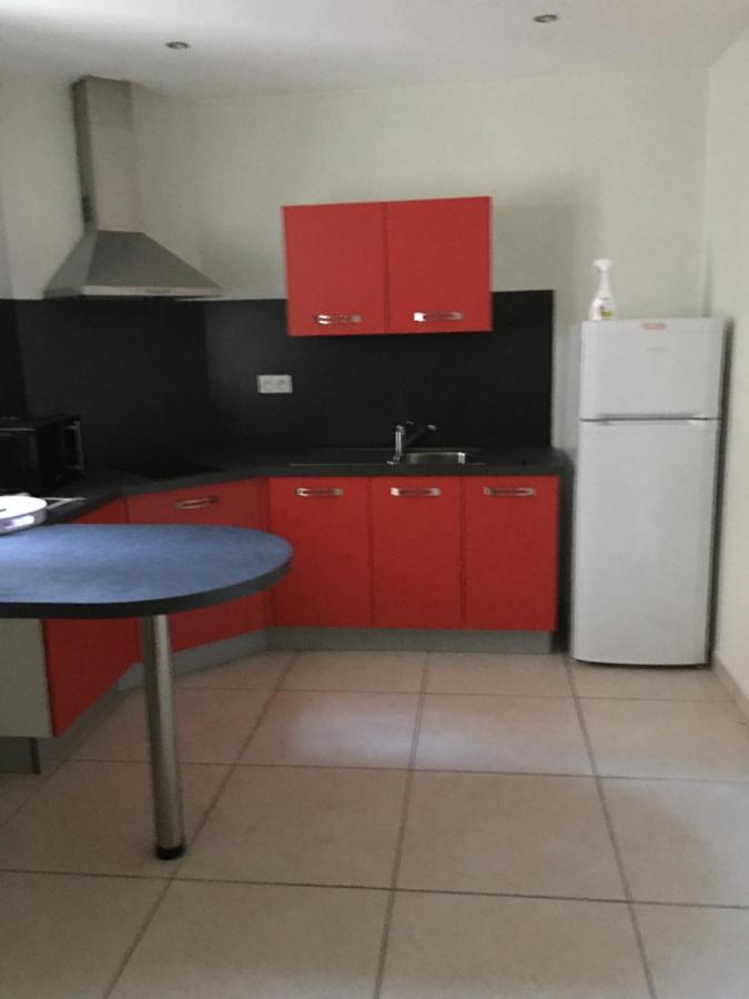 Appartement Calme Centre Ville Historique Ussel  Eksteriør bilde
